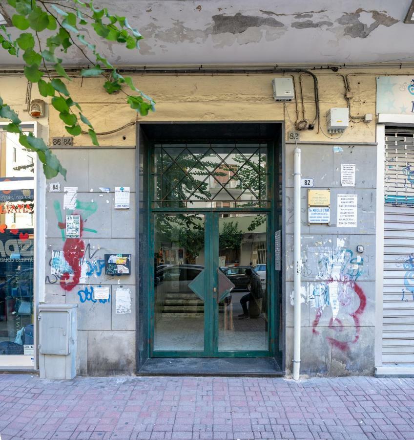Bed and Breakfast Damè Salerno Exterior foto